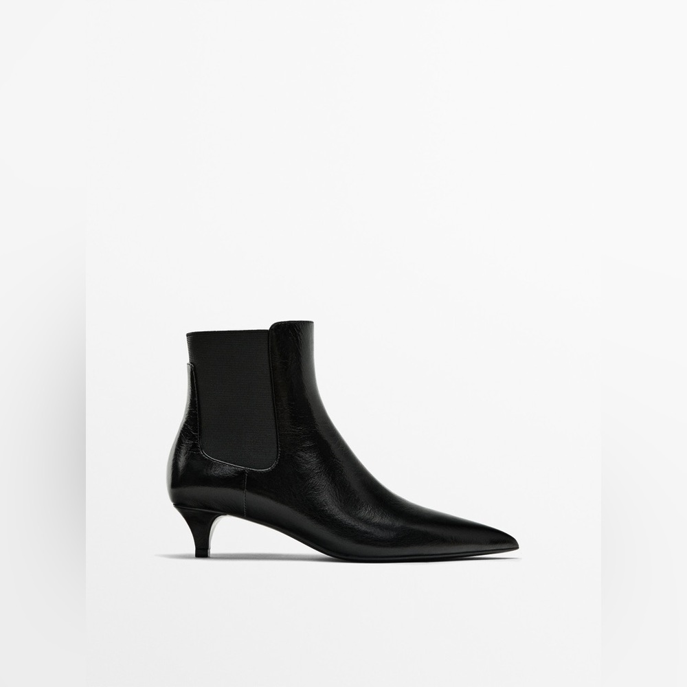 Massimo Dutti Low-Heel Black Patent Leather Ankle Boots